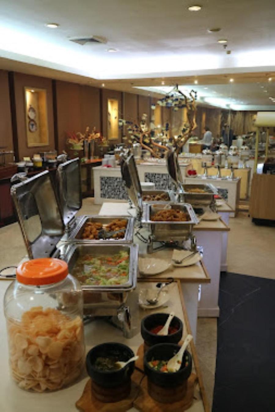 Grand Elite Hotel פקאנבארו מראה חיצוני תמונה
