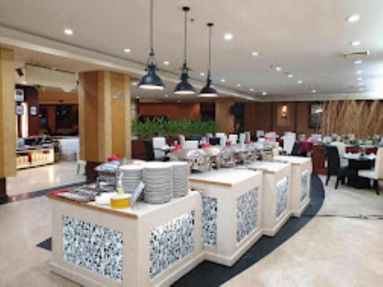 Grand Elite Hotel פקאנבארו מראה חיצוני תמונה