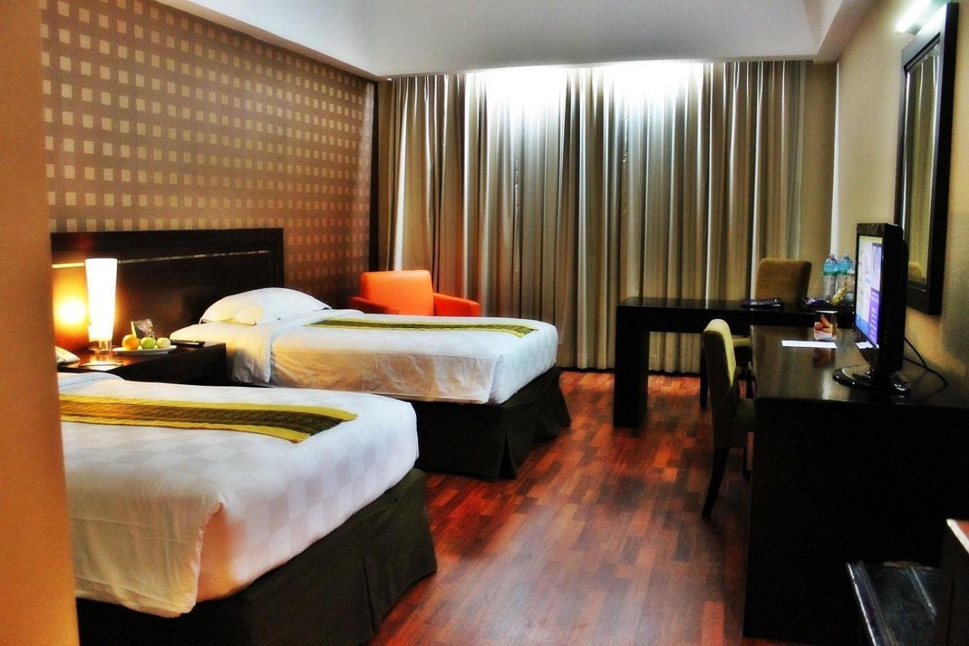 Grand Elite Hotel פקאנבארו מראה חיצוני תמונה