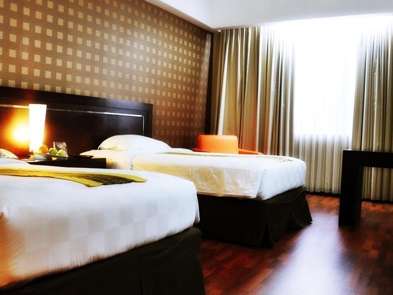 Grand Elite Hotel פקאנבארו מראה חיצוני תמונה